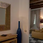 Right House - Characteristic Marina District Cagliari