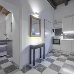 Right House - Characteristic Marina District Apartament