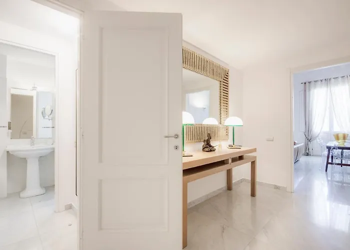 Right House - Characteristic Marina District Apartamento Cagliari